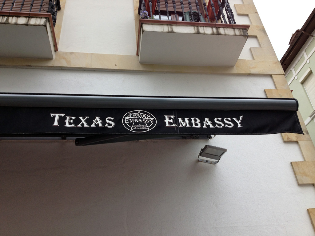 Texas Embassy Laredo