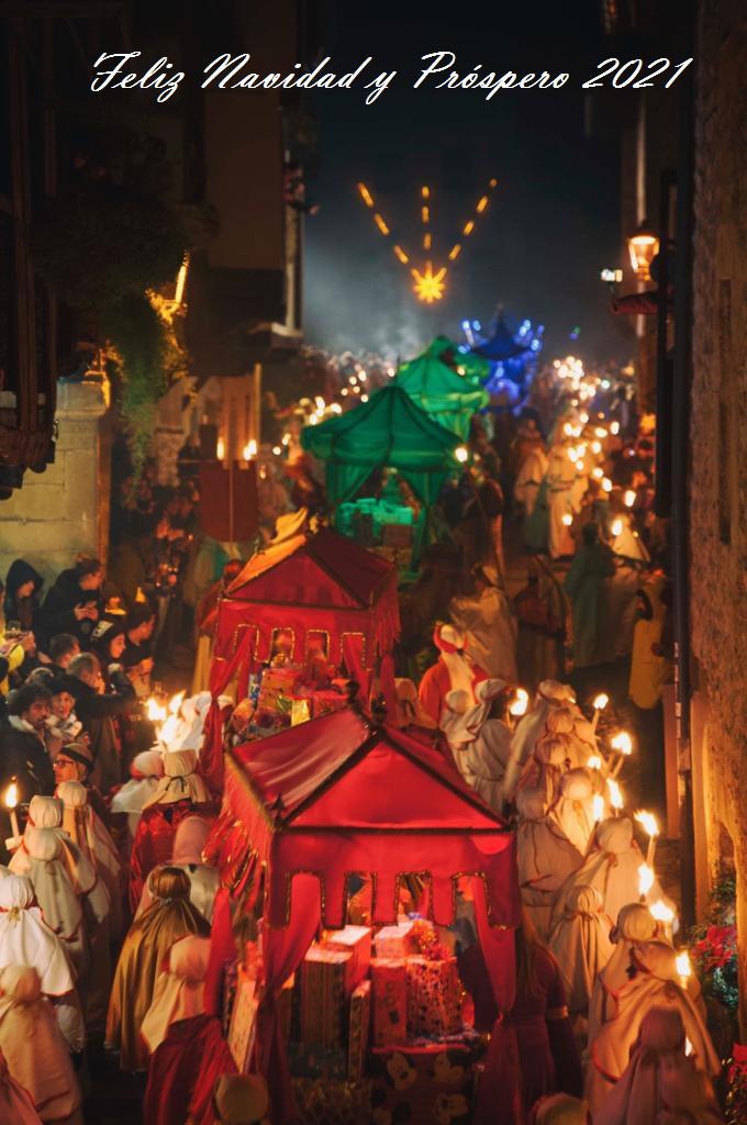 Cabalgata de Reyes Magos en Santillana del Mar - Foto de Alberto